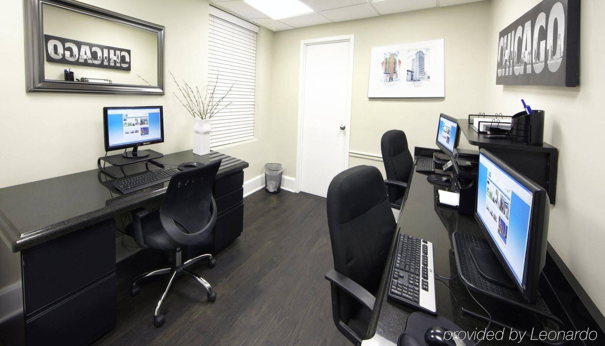 Holiday Inn Express Chicago - Magnificent Mile By Ihg Экстерьер фото