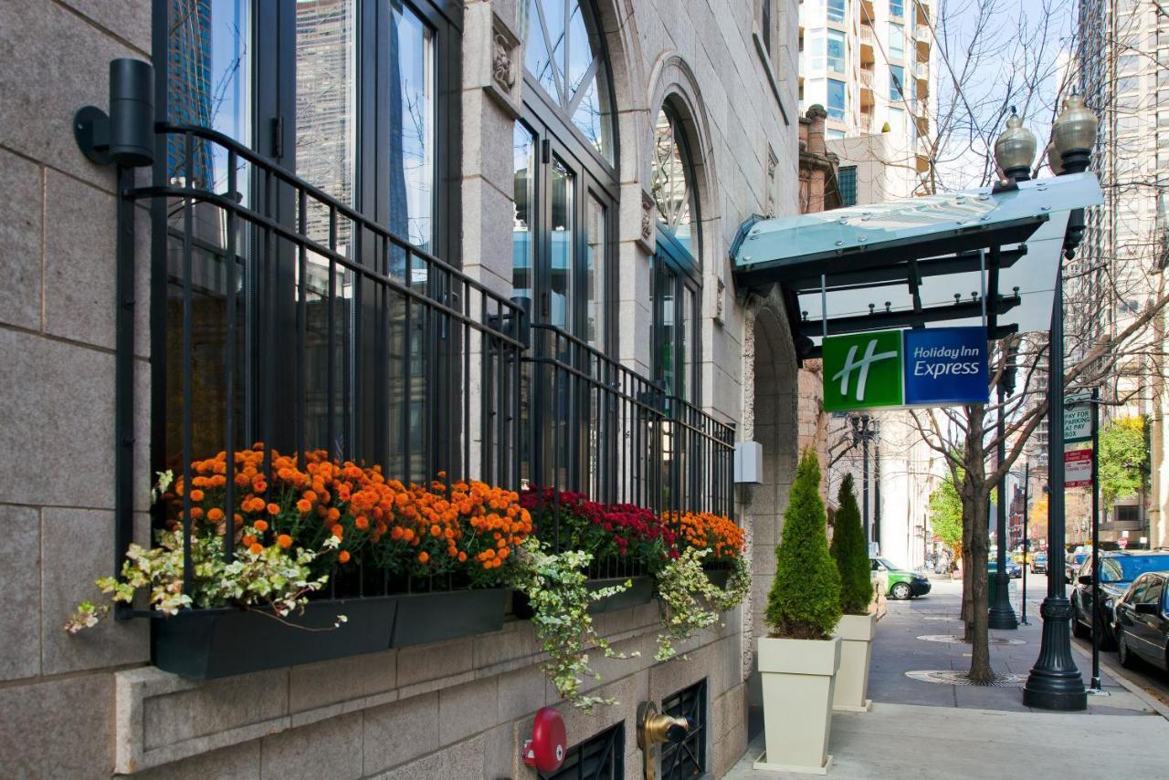 Holiday Inn Express Chicago - Magnificent Mile By Ihg Экстерьер фото